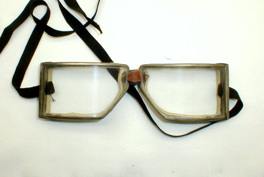Vintage Antique 1800s Eyeglasses Safety Sunglasses
